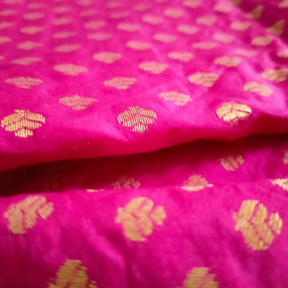 Pink Banarasi brocade dupatta 2.5 mtr - Picture 1 of 4